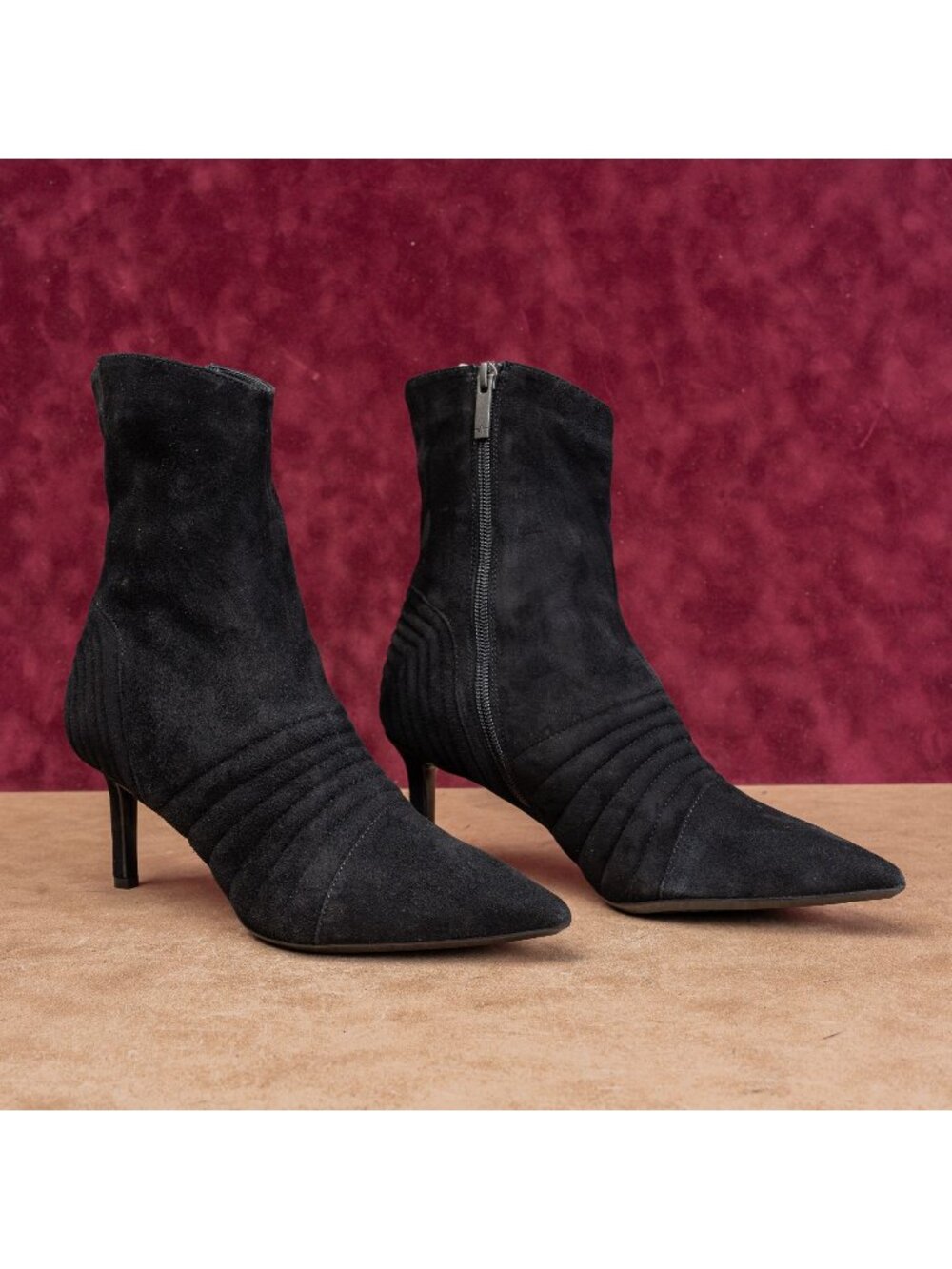 Aquatalia Wmn Black Suede Heels Pointy Toe Dress Fashion Night Party Boots sz 8